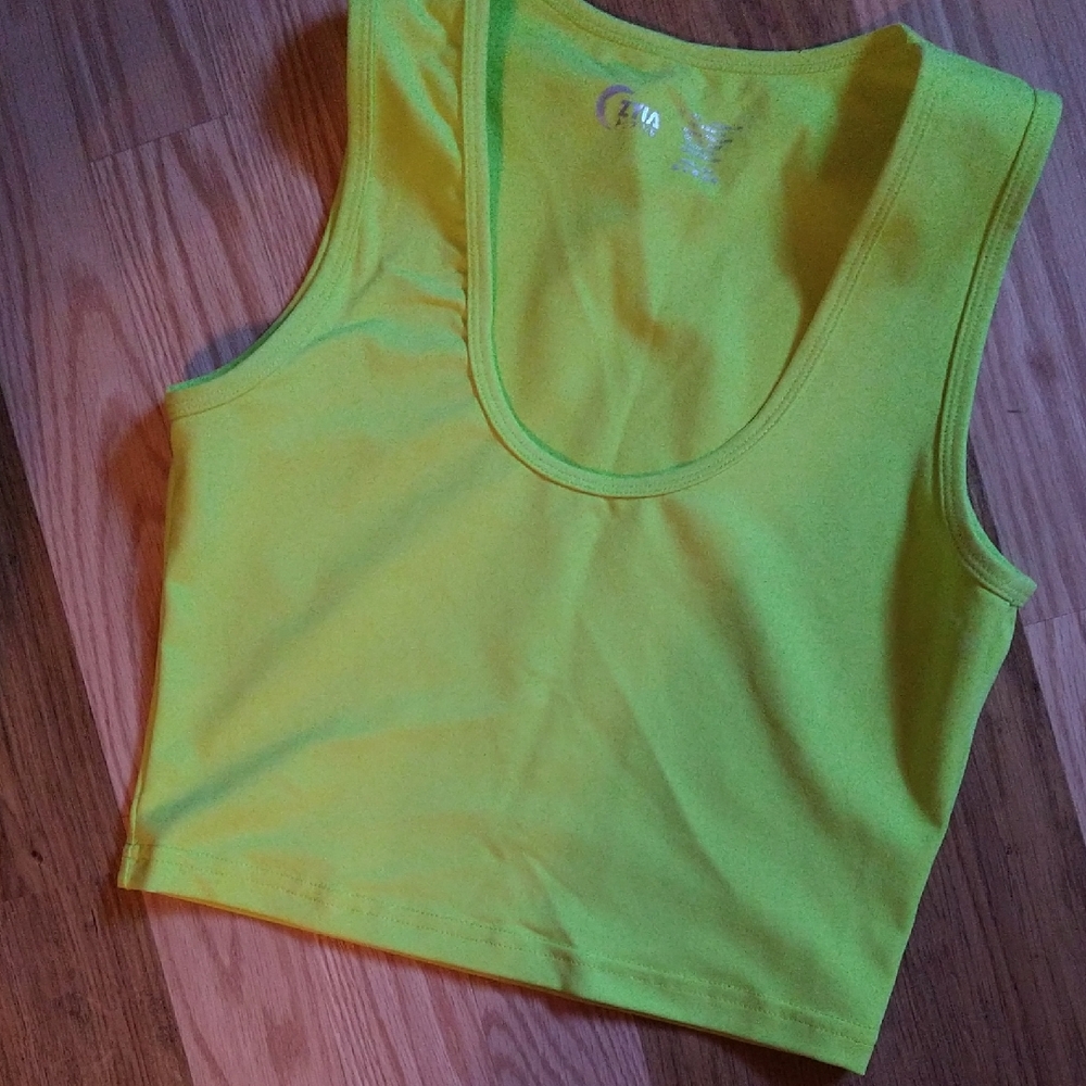 Zyia Crop Top